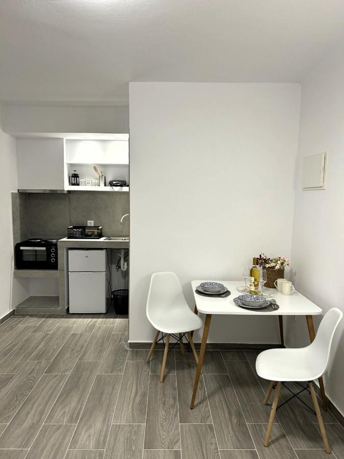 Ferienwohnung Dk Square Ándros Exterior foto