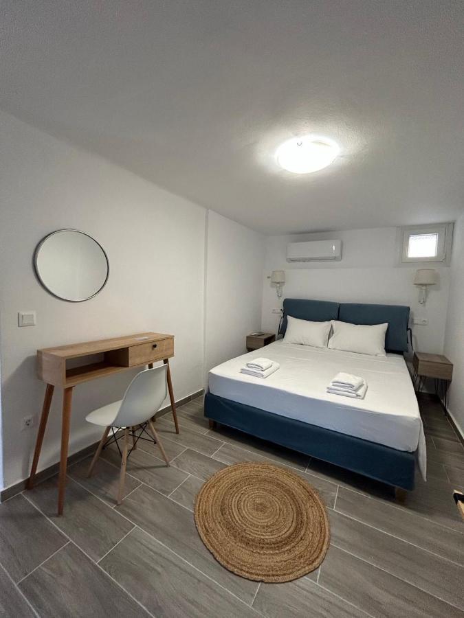 Ferienwohnung Dk Square Ándros Exterior foto