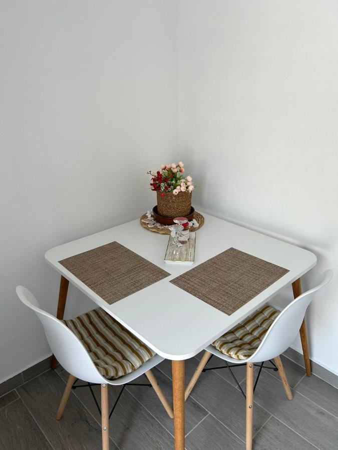 Ferienwohnung Dk Square Ándros Exterior foto